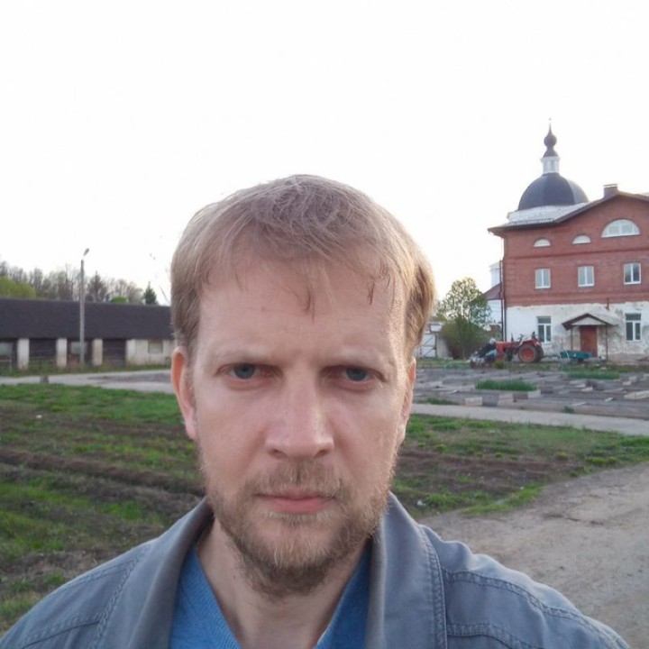 Роман Сухоруков