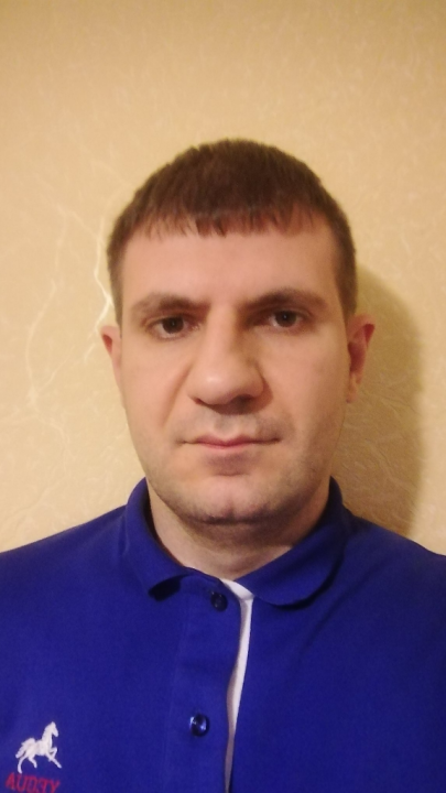 Артур  Гаспарян