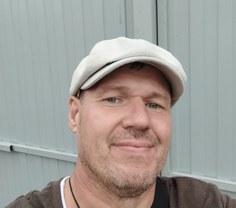 Дмитрий Коренев