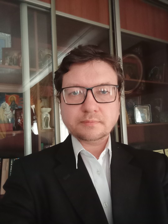 Илья Николаев Илья Николаев