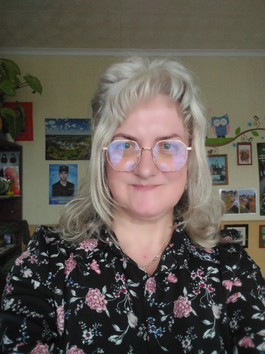 Елена  Хабарова