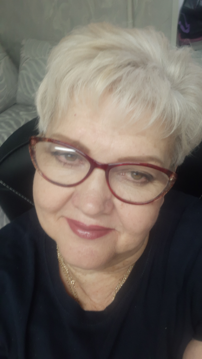 Елена Лукьянова