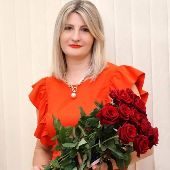 Лилия Счастливая