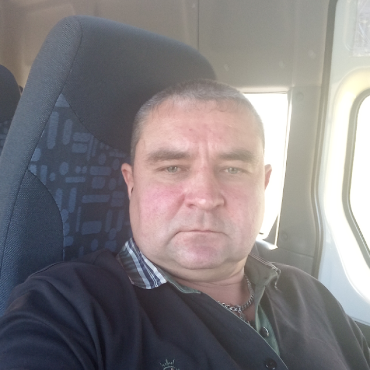 Максим  Писарев