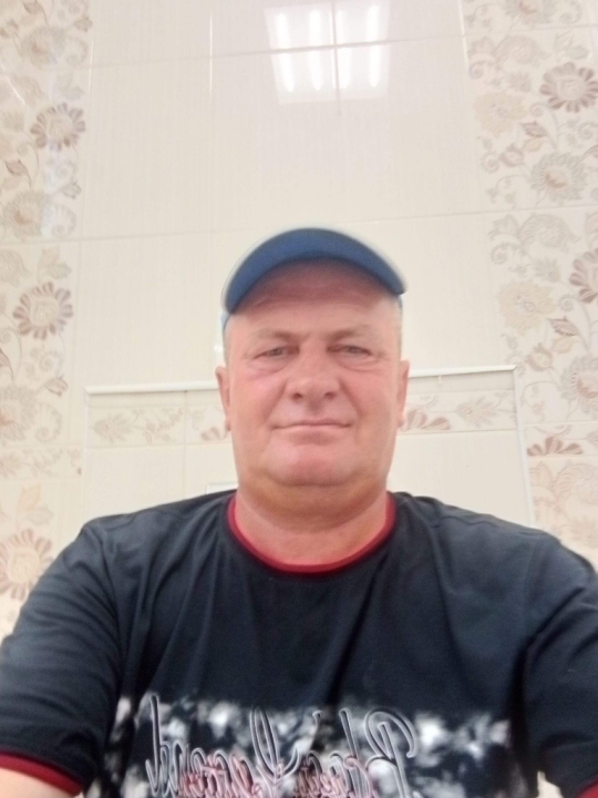 Виктор