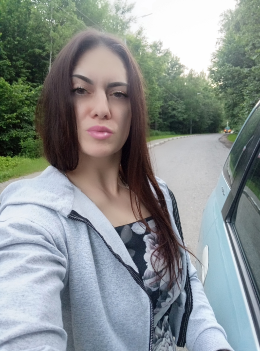 Яна Бурцева