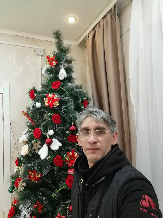 Валерий Михай
