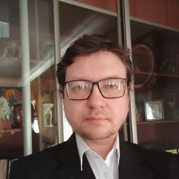 Илья