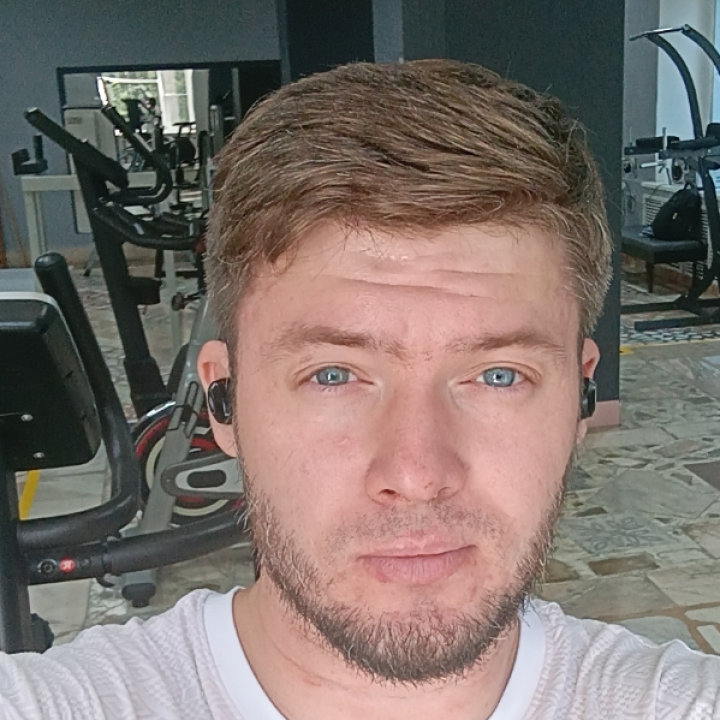 Денис